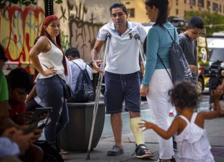 EUA começam a enviar venezuelanos ao México
