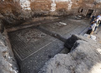 Mosaico romano de mais de 1.600 anos é encontrado em antigo reduto rebelde na Síria