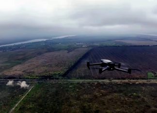 Vídeo mostra batalha aérea de drones na Ucrânia