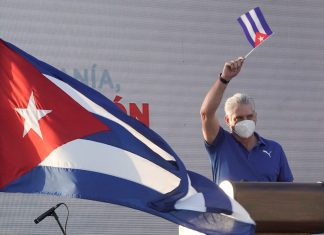 China doa 100 milhões de dólares a Cuba