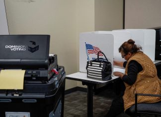 EUA: o que dizem as últimas pesquisas sobre duelo entre democratas e republicanos?