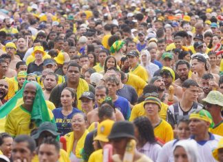 Governo do RJ e Prefeitura do Rio definem horário do expediente para os jogos do Brasil no mata-mata da Copa