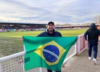 ‘Mochileiro da Bola’ que visitou mais de 300 estádios em 32 países se prepara para ver a 3ª Copa do Mundo
