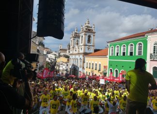 Polícia Civil registra 24 furtos e roubos no Pelourinho na estreia da seleção brasileira na Copa do Catar