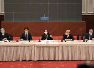 Taiwan aumenta período do serviço militar obrigatório e cita ameaça da China