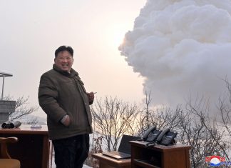 Coreia do Norte diz que testou ‘motor de combustível sólido de alta propulsão’ para desenvolver nova arma estratégica