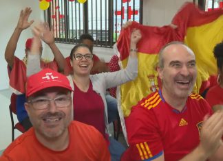 Copa do Mundo: torcedores da Espanha se reúnem em BH e acompanham jogo contra Marrocos