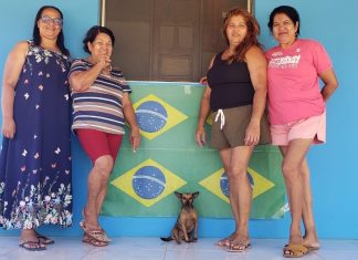 Em dia de jogo do Brasil contra a Coreia do Sul, bairro de Noronha tem torcida dividida