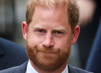 Príncipe Harry e Elton John perdem processo contra tabloide britânico