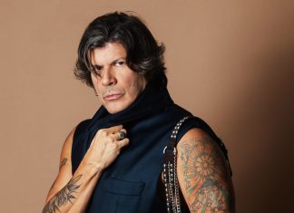 Paulo Ricardo grava show ‘Reinventar’ na estreia em São Paulo com roteiro parecido com o da turnê anterior ‘XL’…