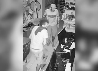 Criminosos invadem loja de construção, levam bebedouro e causam alagamento;VÍDEO