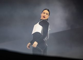 Rosalía pede desculpas na Argentina após polêmica na Copa