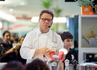 Chef Claude Troisgros anuncia separação após 20 anos de casamento