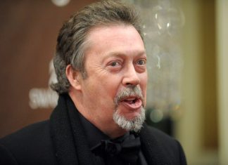 Tim Curry morreu de doença cardíaca, diz revista