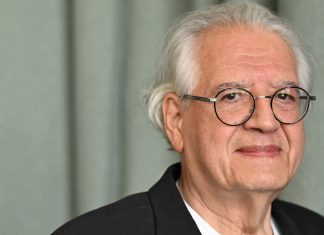 Morre o documentarista chileno Patricio Guzmán aos 85 anos