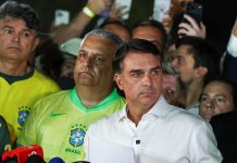 Funks de direita invadem top 50 do Spotify no dia do segundo turno
