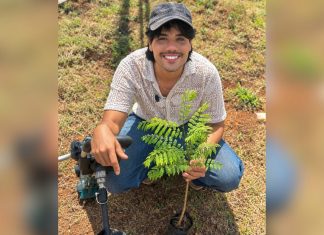Influenciador troca festa de aniversário por plantio de 27 árvores em Palmas; VÍDEO