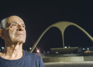 Ney Matogrosso passa por cirurgia e ficará longe dos palcos: ‘Nada grave’