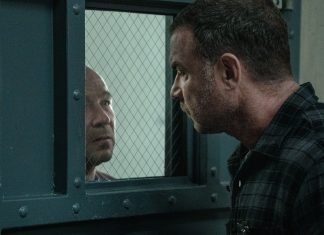 Em ‘Noturno’, serial killer ardiloso ‘às vezes’ reflete realidade: ‘todos estamos sendo manipulados’